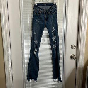 00R w23 L32 Hollister mid-rise boot classic stretch